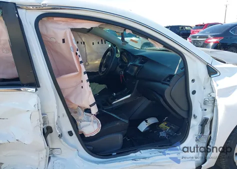 2019 Nissan Sentra S z USA, uszkodzony, nr VIN 3N1AB7AP2KY291485